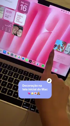 Decoração na tela inicial do MacBook 💘⭐️💌🧸💻 amigas, o Mac encontrei no Mercado Livre @Mercado Livre @Programa Afiliados e Criadores @Mercado Livre Moda 👇🏻 🔍Pega este código en el buscador de Mercado Libre: 🔗BIACAR-0J2A https://mercadolivre.com/sec/1xhMAmy #MercadoLivre #TechdosSonhos #MeliTodoDia 