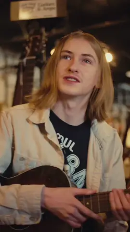 Paid a visit to @South Austin Music the other day. #vintageguitar #acoustic #guitar 