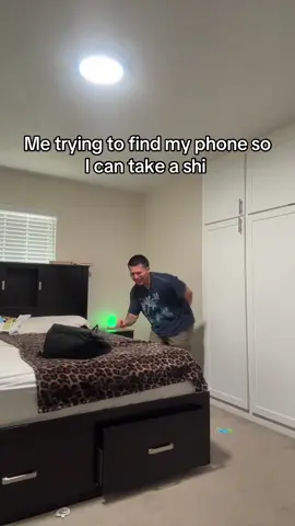 🤣🤣 #relatable #phone #fyp 