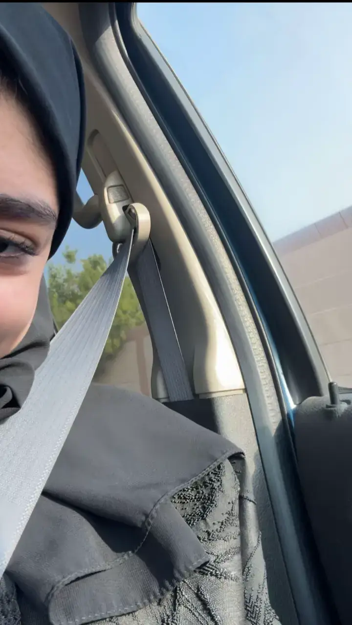مالي_خلق_احط_هاشتاقات🧢