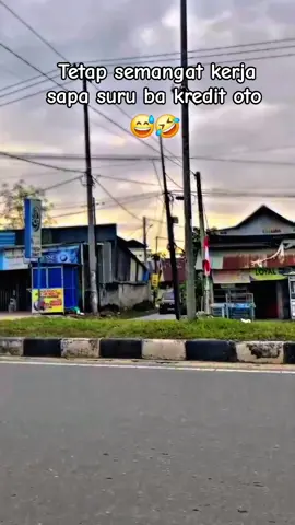mana mi suaranya yg punya kredit biar rameee😅🤣🤣#fypage #ototravelsulawesi #berandamu #mobilkredit #fyp 