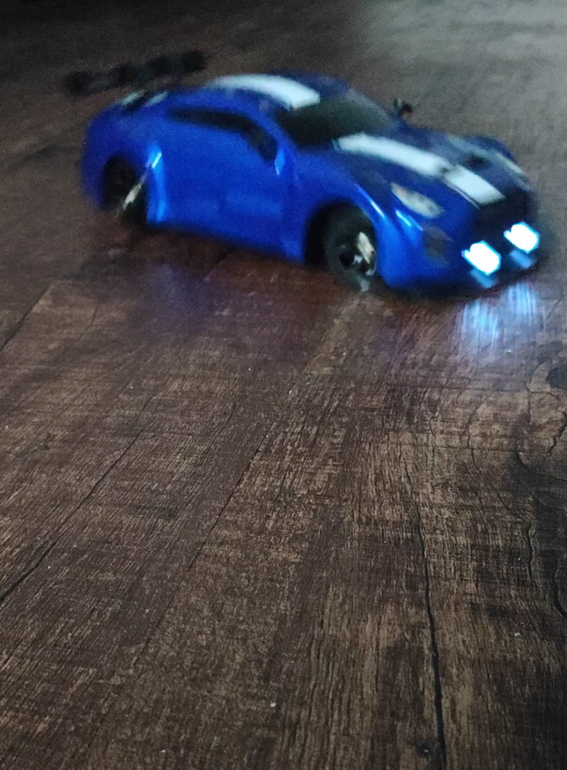 a mí teléfono 📱 XD 😭🤣
