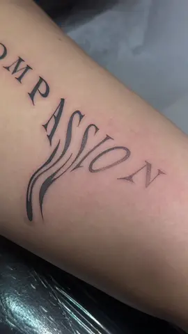 or deshana 🫨 #tattoo #tattooartist 