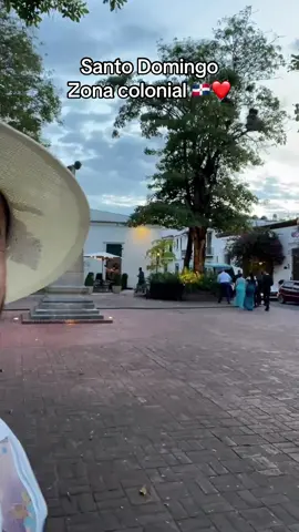 Live caminando por la zona colonial 🇩🇴❤️ Santo Domingo Republicana Dominicana ❤️🇩🇴 #diegoarmany #livehighlights #zonocolonial #santoDomingo #republicadomínicana 
