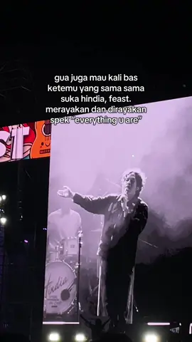 @Hindia when ya #fyppppppppppppppppppppppp #baskaraputra #everythinguare #fyp #rifeast #hindia #konser #fyppp 