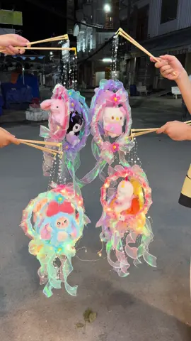 Lồng đèn hottrend mẫu mới nhất 2025 nữa đây ạ. Có sỉ luôn ạ 🥰 #lồngđèn #lồngđèntrungthu #trungthu2025 #dochoiminhngoc #minhngocshop 