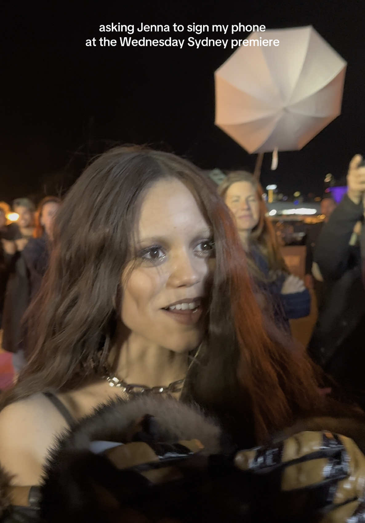 not her apologising for biting my pen💀 cutest human ever @Wednesday Netflix @Netflix #wednesdaynetflix #wednesdayisland #jennaortega #wednesday
