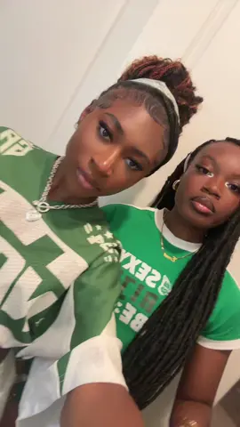 Naija Babes😍 #naijatiktok #fyp #nigeriantiktok #enchorialapparel #pretty @Eseosa @Enchorial 