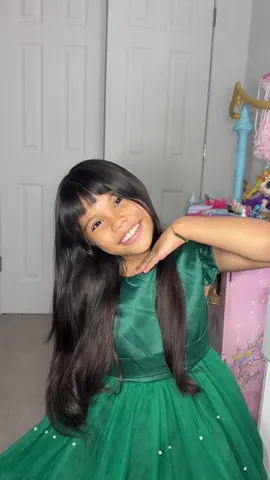 Mi hija se hizo un cambio de look y quedó hermosa. #cambiodelook #cortes #niña #cortedepelo #salon #Vlog #blandonesther 