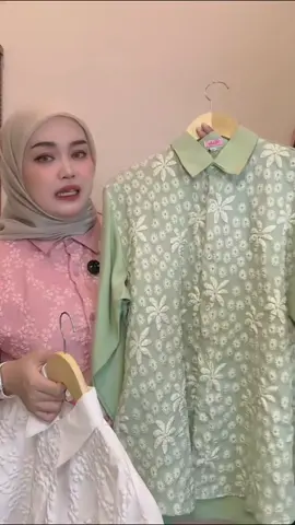Atasan Wanita Jumbo Trisia Bahan Jacquard Embos Atasan Oversize LD 110 - LD 140 Muat BB 45 - 120 KG #setelanwanita #ootdsimple #atasanwanita #fpy 