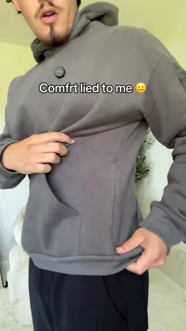 #comfrttravelessentialshoodie #comfrthoodie #comfrtclothing #larvaee #tiktokshopcreatorpicks 