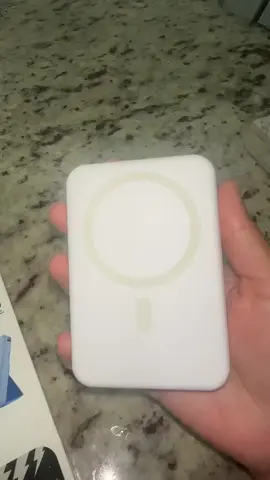 #portablecharger #wireless #vil #magnetic #white 