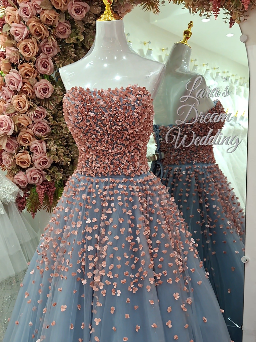 #LarasDreamWedding #DivisoriaGowns 