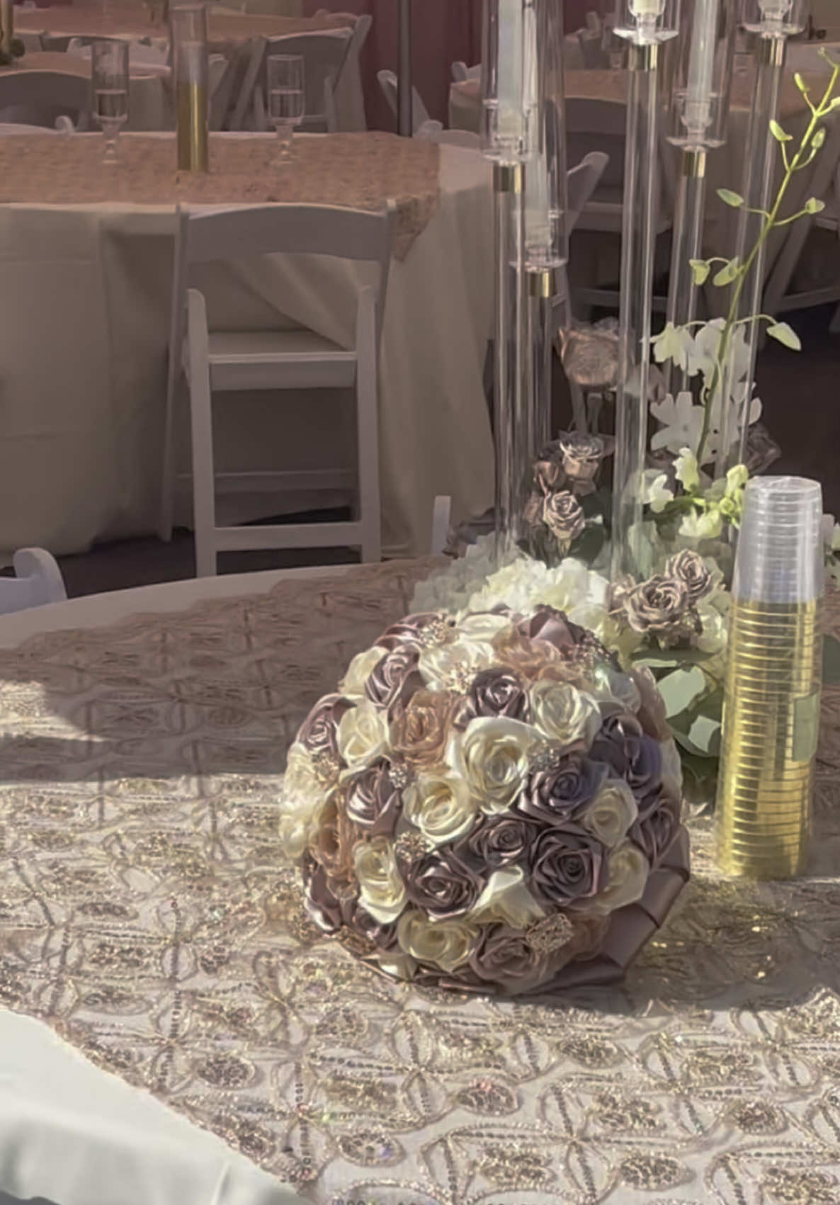 Quince set up 🩷✨ . . . . . . #quince #quinceñera #party #centerpieces #setup #rosegold #flowers #flowershop #Love #orchid #flowers #iloveyou 