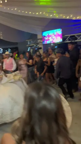 Quinceañera El Baile de la Iguana #quinceañera #bailedelaiguana #bailedelaiguana🦎 #juliosphotography #delano 