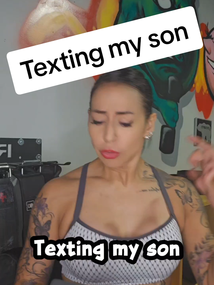 #MomLife #ParentingComedy #TextMessageDrama #FunnyParents #RelatableAF          