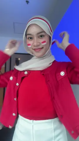 17-an kemarin di office! #happyindependenceday 