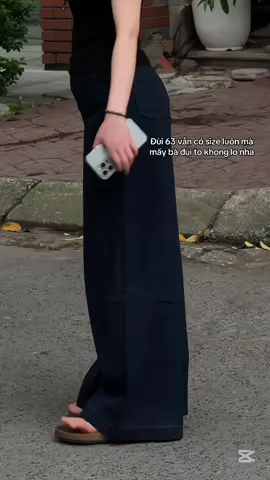 Quần jeans xanh than ống rộng #xuhuongtiktok2025 #viral_video #phoidoxinh #thoitrang #quynhnul 