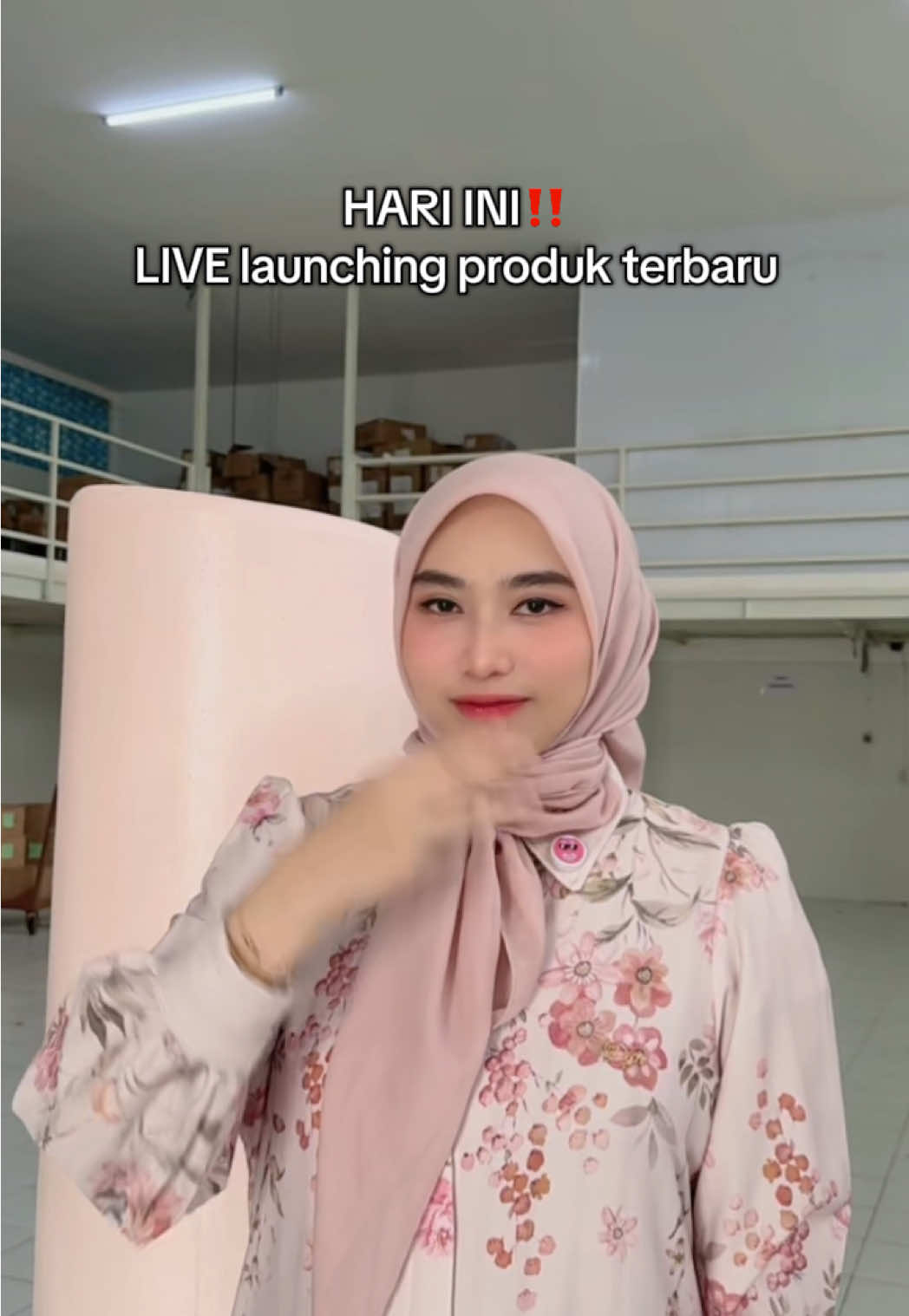 Jangan sampai ketinggalan! LIVE launching produk baru hari ini📌 #BouncyAndLuckyYou #juicyluckytint #ohmyskin #lip 