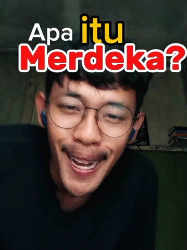 Apa itu merdeka? Apakah sebatas bebas dari penjajah? ‎80 tahun sudah pahlawan kita memperjuangkannya, namun dinamika hukum dan politik di negeri ini masih menyisakan banyak tanya. ‎ ‎Melalui goresan scribble dan titik-titik stippling, aku mencoba menggambarkan wajah Indonesia hari demi hari—penuh warna, kaya budaya, namun tetap menyimpan luka dan harapan. ‎ ‎Aku mencintai Indonesia tanpa alasan, karena ia adalah bagian dari diriku. ‎Dan sebagaimana mencintai diri sendiri adalah keharusan, mencintai Indonesia pun adalah kewajiban. ‎ ‎Merah putih akan selalu berkibar, bukan hanya di tiang tertinggi, tapi juga di dalam dada. ❤️🤍 ‎#hutri80 #art #80tahunmerdekabarengdpr 