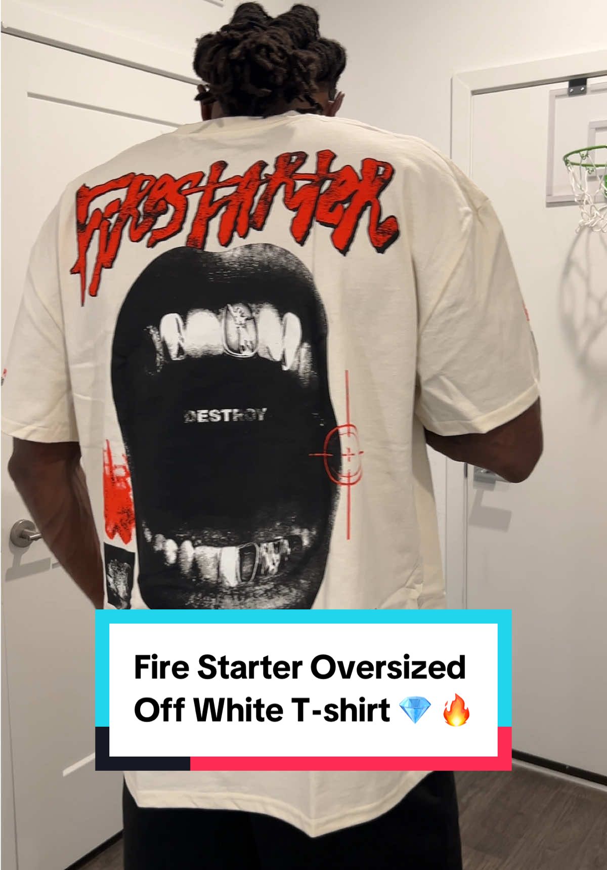 By far the hardest oversized T-Shirt I ever owned…wow 💎 @Culture Kings #oversizedshirt #oversizedtee #culturekings #streetwear #streetwearfashion 
