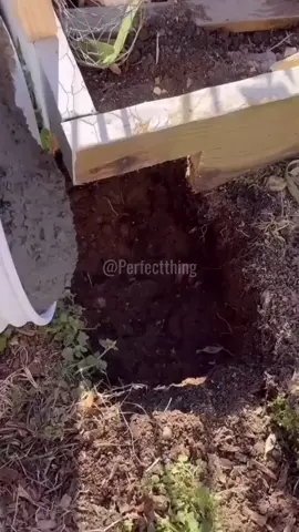 #construction #constructionlife #build #deckbuilding 