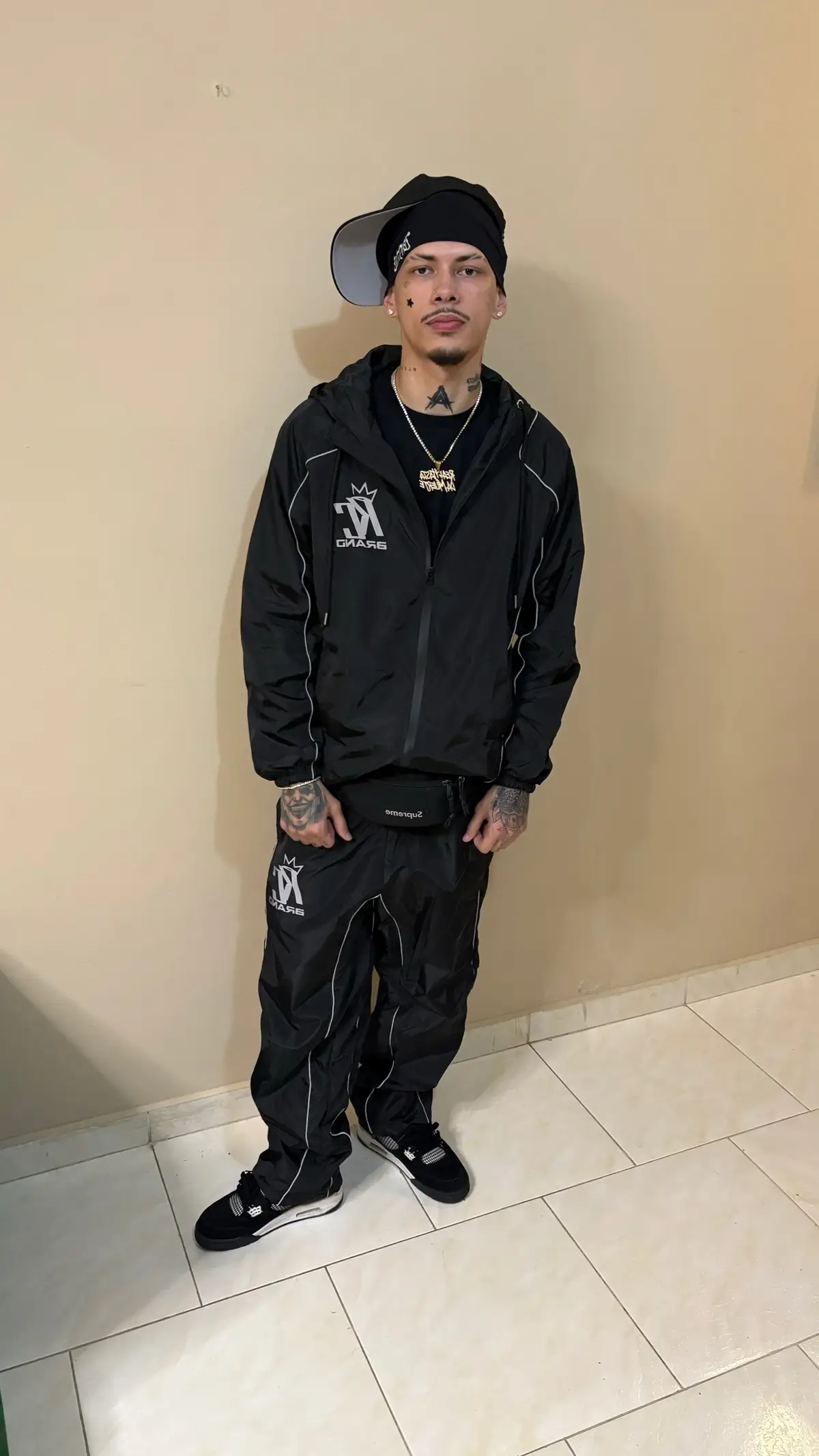 FOTITOS EN INSTAGRAM YA❤️ #anuel #anuel_2blea #anuelaa #realhastalamuerte #rhlm👹 