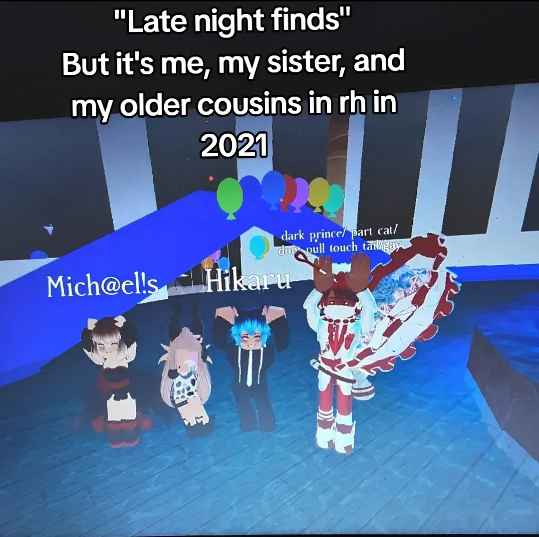 Oh how I miss these times 💔🚬#2021 #royalehigh #nostalgia #roblox #relatable 