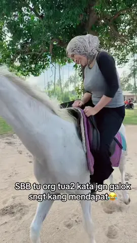 Belajar mengkuda jatuh tu normal org CKP😂😂😂#bismillahfyp #bismillahfypシ #fyppppppppppppppppppppppp #