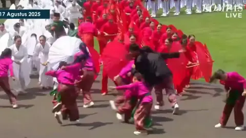 LUAR BIASA... TARIAN AURA FARMING PACU JALUR,  Dika dan kawan2 memeriahkan hut RI di Istana Negara,  #pacujalurkuantansingingi  #kuantansingingi #istananegara #hutri #telukkuantan