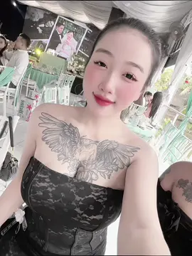Điii ăn cướiii 😘😘