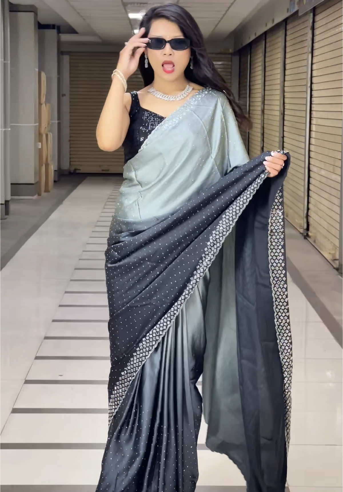 #2500 only #wholesale #karunaz collection #premium #Chinon silk #Party wear #Graduation #Chinon silk #black colour sari #karunaz collection #Premium #wholesale #Party wear #exclusive #Double colour 