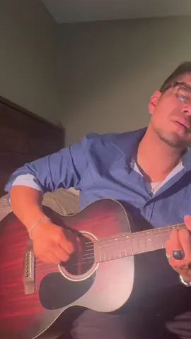 Recharging after a long day at the office….  #ordinarypeople #cover  #johnlegend #acustic #guitarcover 