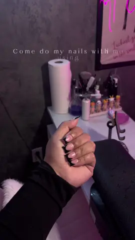 if you want some cute & easy nails click the little orange cart 🛒 🤭 @novoovo_nails   #fyp #nailinspo #nailtech #novoovonails #linadidem_ 