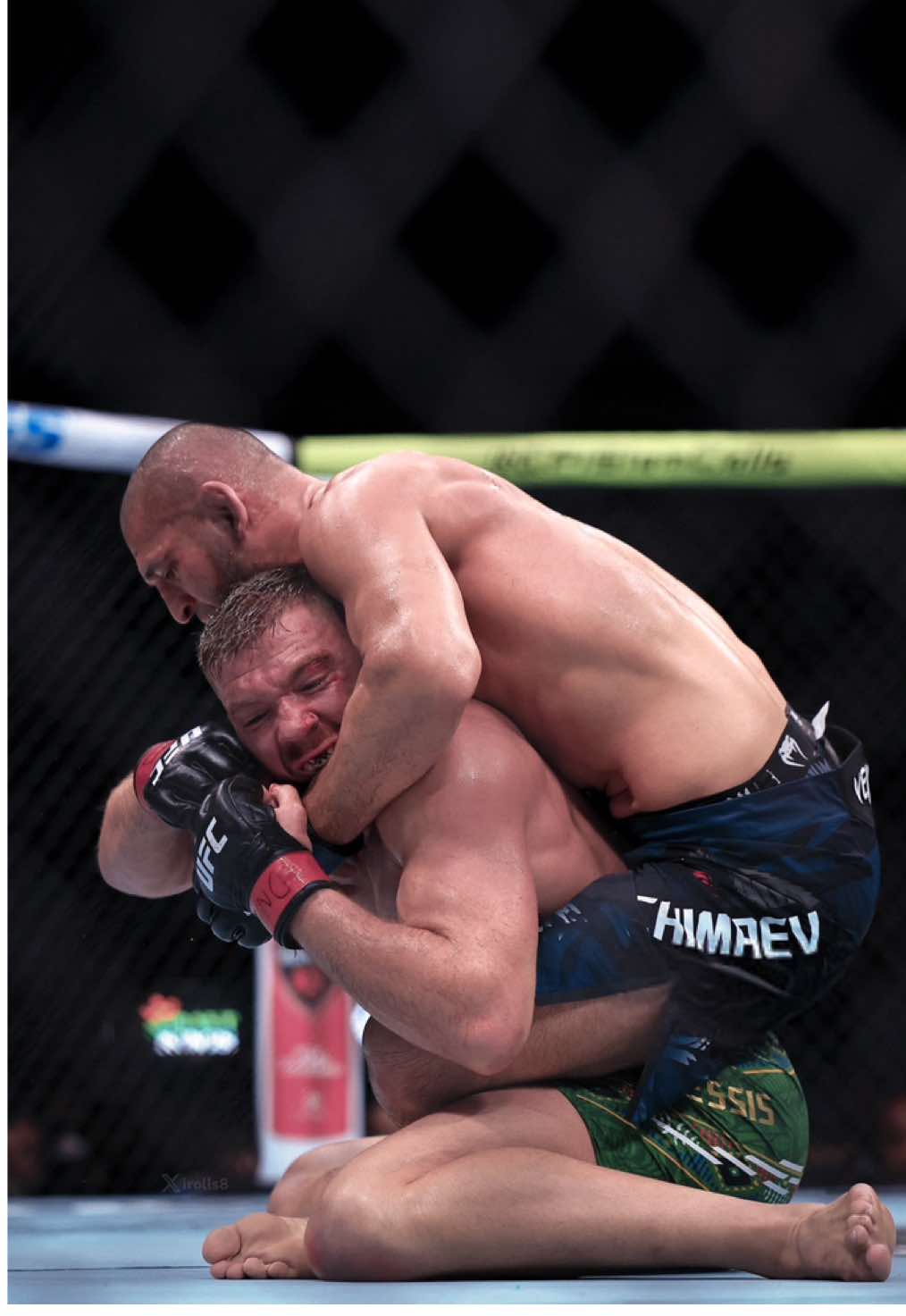 Il a joué avec lui comme avec un enfant… Vos avis sur le combat ??? #UFC #chimaev #mma 