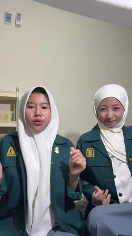 hmmm awalnya ku cuma cobain #itbgirls 