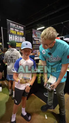 Easily the coolest Josh Allen card we saw at The National 🏈  The next show we’re turning up at is The Hobby Card Show in South Florida! Will we see you there? #aamintcards #whatsinthecase 