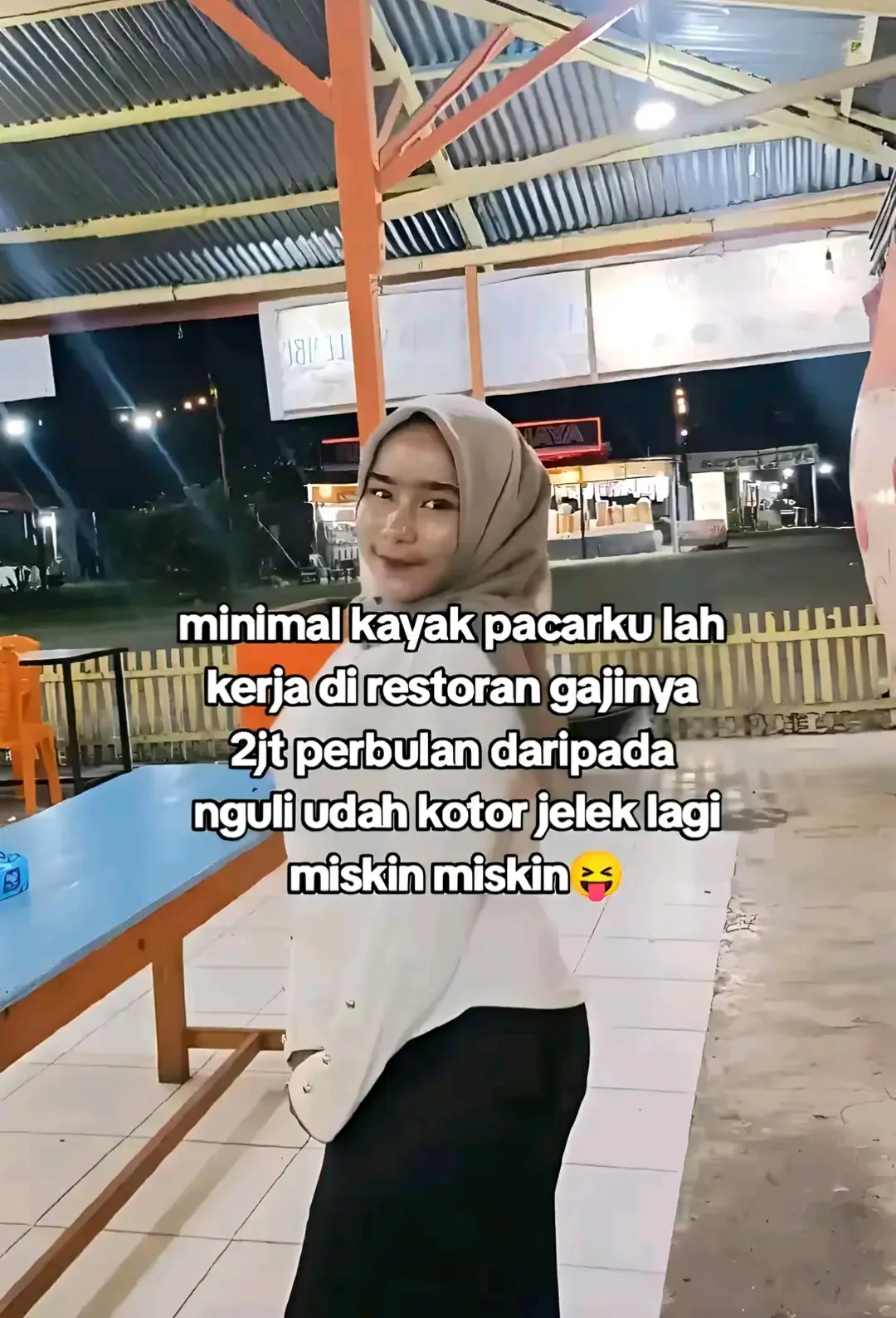 Emang ada resto dengan gaji 2juta??? 😭😭 - - #fyppppppppppppppppppppppp #berandafyp #kitchen #chef #trending 