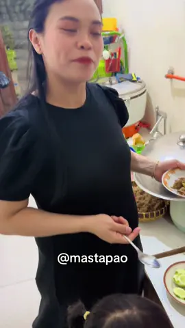 @MEGAKENICHIRO_OFFICIAL  makan tiwull dari jepang ke Indonesia makanan yang di tunggu