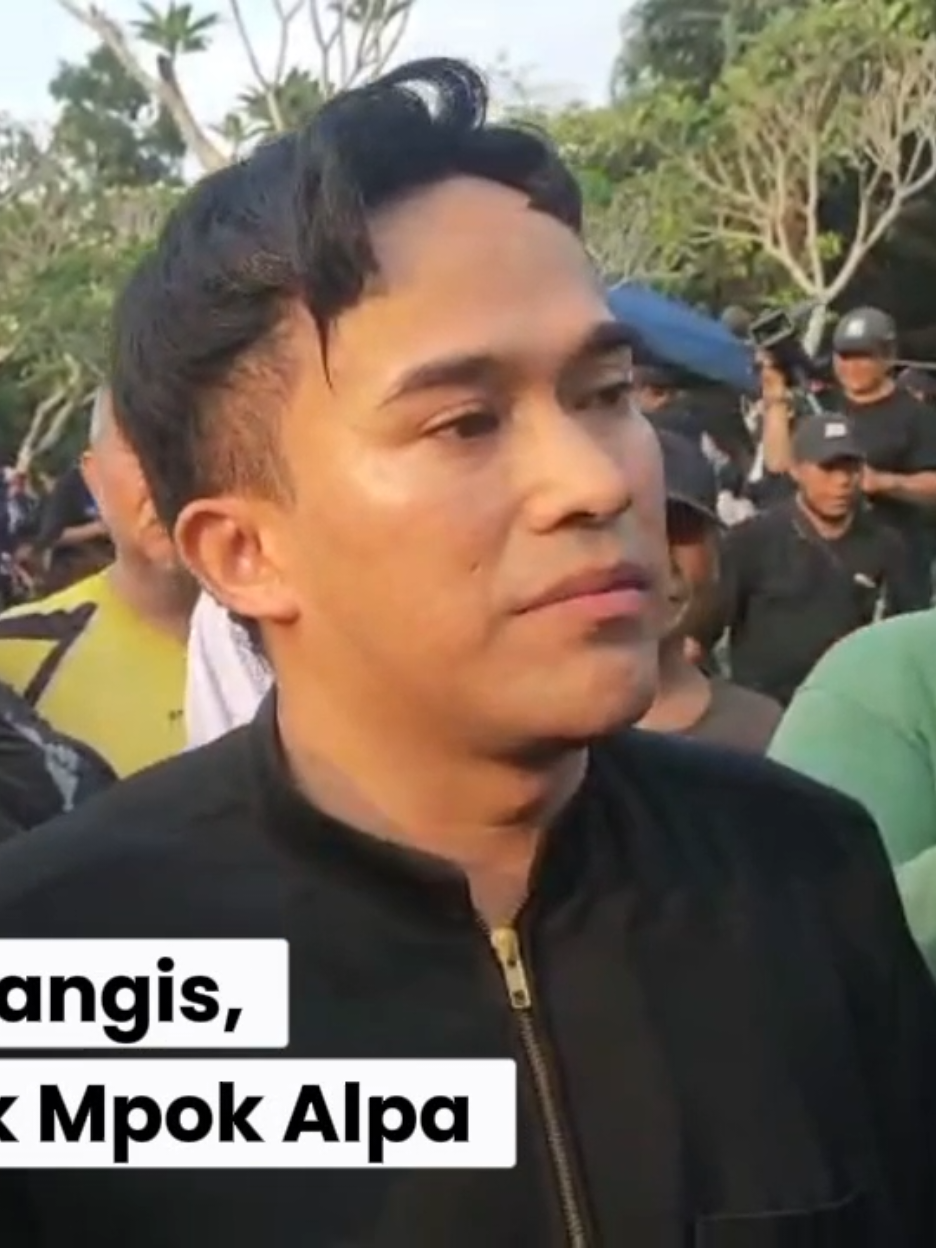 Anwar Tak Henti Menangis, Iringi Doa Tulus untuk Mpok Alpa #anwar #fyp #foryoupage #trending #viral 