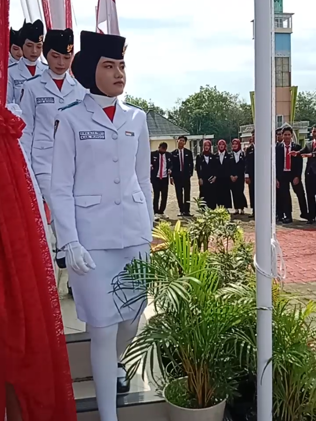 #paskibrakaindonesia #yelyelpaskibraka #paskibraka2025 #hutri #upacarabendera 