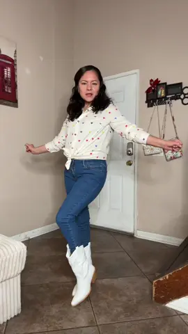 #cowboybootsforwomen #boots #tiktokshop 