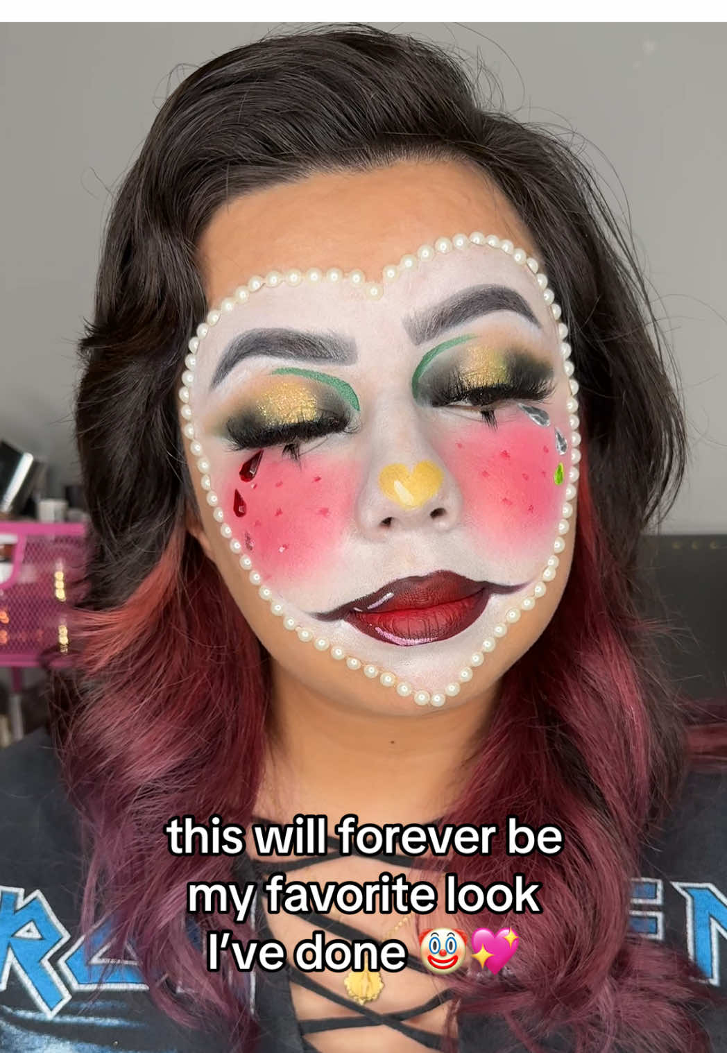 Last years @NYX Professional Makeup face paint palette went off during Halloween season😩💅👏 #nyxcosmetics #makeuptok #BeautyTok #clownmakeup #halloweenmakeup 