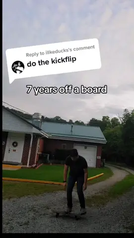 i still got it #kickflip #Skateboarding #bammargera #tonyhawk #onthisday 