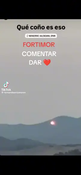 GLOBOS INCENDIARIOS CHINOS. FABRICADOS EN CHINA PARA FESTIVIDADES PERO SE PUEDEN CONVERTIR EN ARMAS. Usados en Galicia Valencia creo que en todos los sitios muchas personas los vieron junto que no limpian la maleza pues boom esto es el cambio climático. 