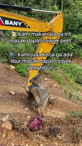 musik😅🤣#kulitambang #fypシ #semogafyp #opelator_excavator_fyp🙏🙏 