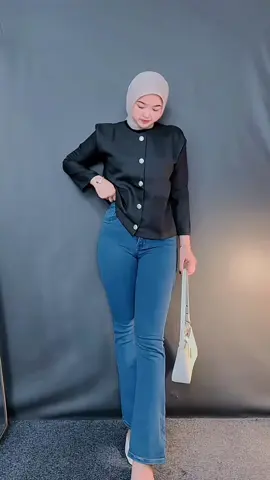 Cutbray jeans by @GudangOutfit.id #cutbray #cutbrayjeans #OOTD #ootdhijab 
