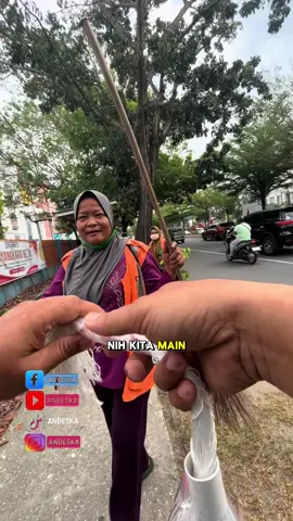 Ini Dia Pahlawan Kebersihan Kota Pekanbaru 😊😊# #fyp #viral #trending #berbagi #hiburan 