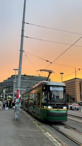 📍Helsinki Central #suomitiktok #finland🇫🇮 #keskusta #rautatieasema #suomi #helsinki #kesä #sunsetlover 