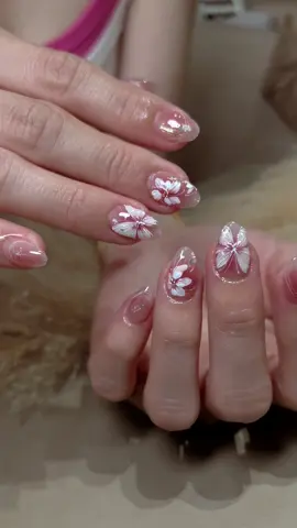 Móng ngắn cung xinh lắm nha mấy nàng #tiemnailhocmon #daynghenailchuyennghiep #nailboxthietke #nailhocmon #nailbox 
